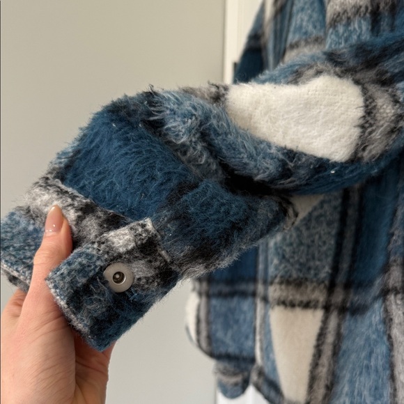 Zara Teal and Cream Checkered Jacket - Picture 6 of 7